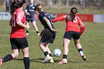 Bild 144 - wBJ VfL Pinneberg - Waldd�rfer SV : Ergebnis: 5:0